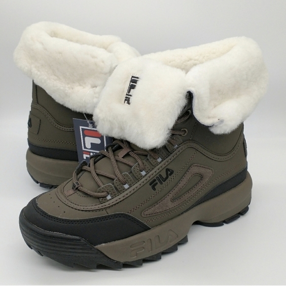 NEW Fila Disruptor Shearling Boots Sneakers Women Green Fax Fur Ivory Winter 7.5 - Picture 2 of 7